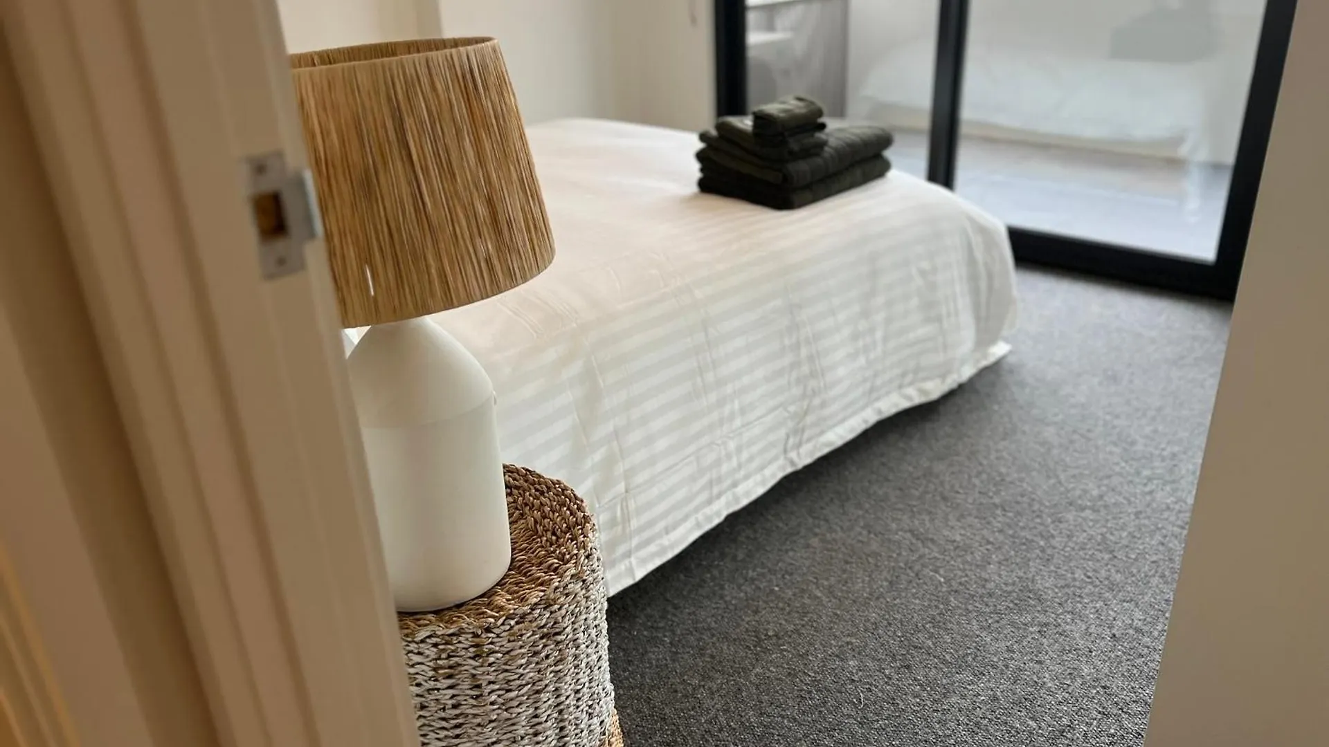 קנברה New Boutique 1Bd Apt 0*,